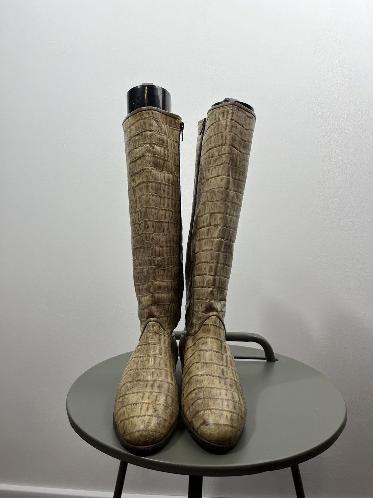 Other Vintage Croc-Embossed Leather Tall Boots Beige Size 37.5 Size US 7 / IT 37 - 8 Thumbnail