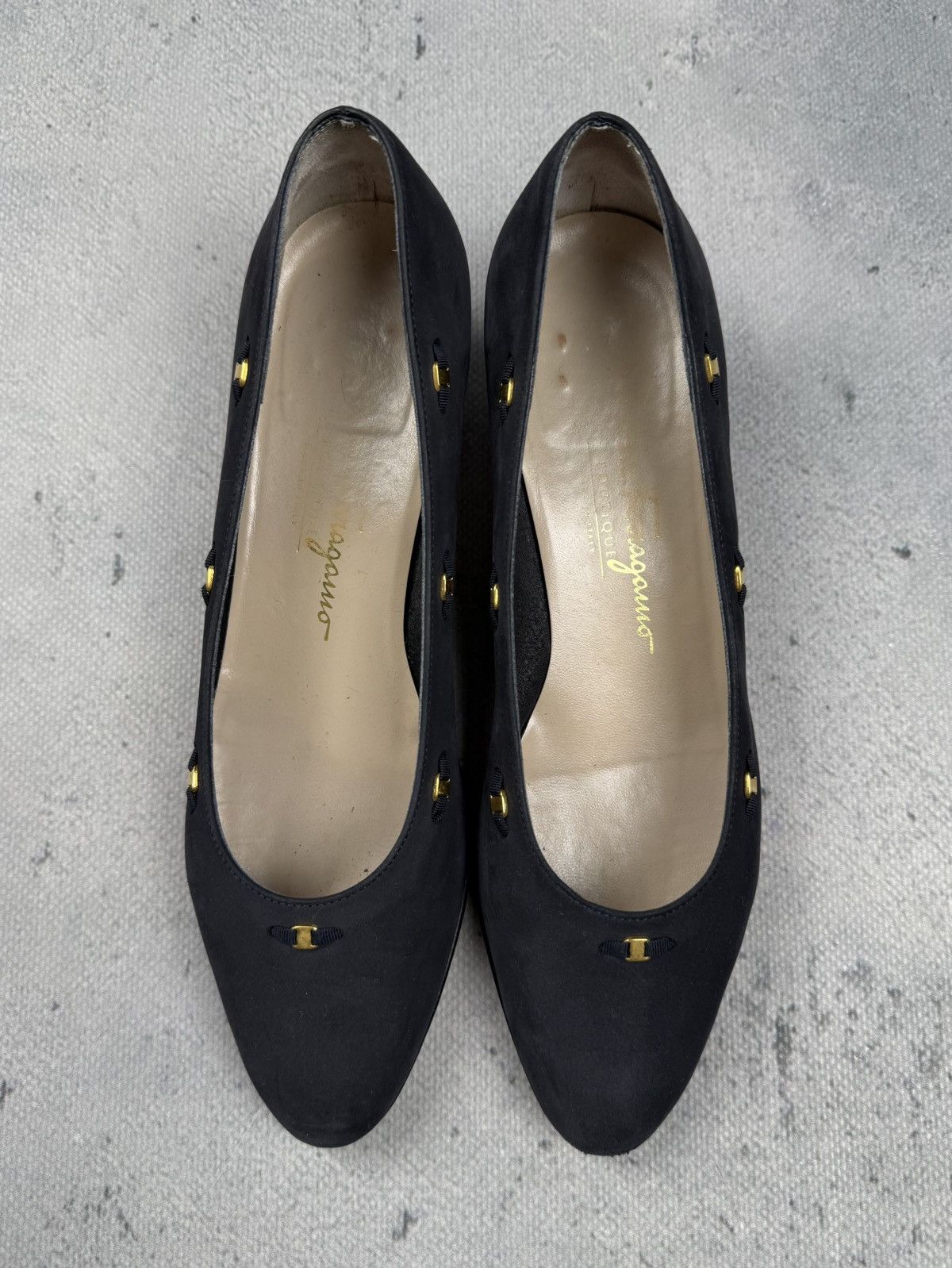 Salvatore Ferragamo Salvatore Ferragamo Boutique Vintage Suede Leather Heels Size US 7.5 / IT 37.5 - 7 Thumbnail