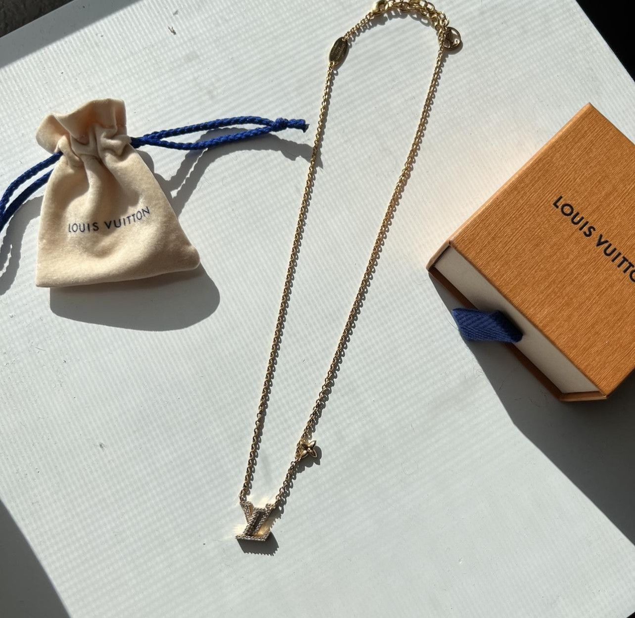 Louis Vuitton Louis Vuitton Iconic Necklace Size ONE SIZE - 6 Thumbnail