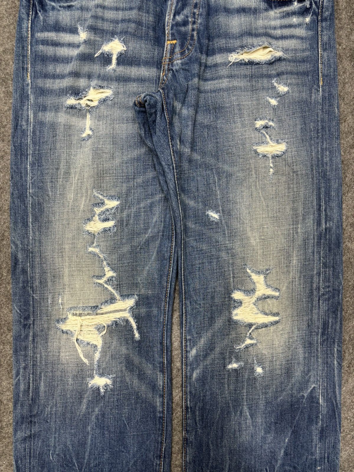 Hollister 💥90s Style💥Hollister Heavy Distressed Style Denim F636 Size US 33 - 9 Thumbnail