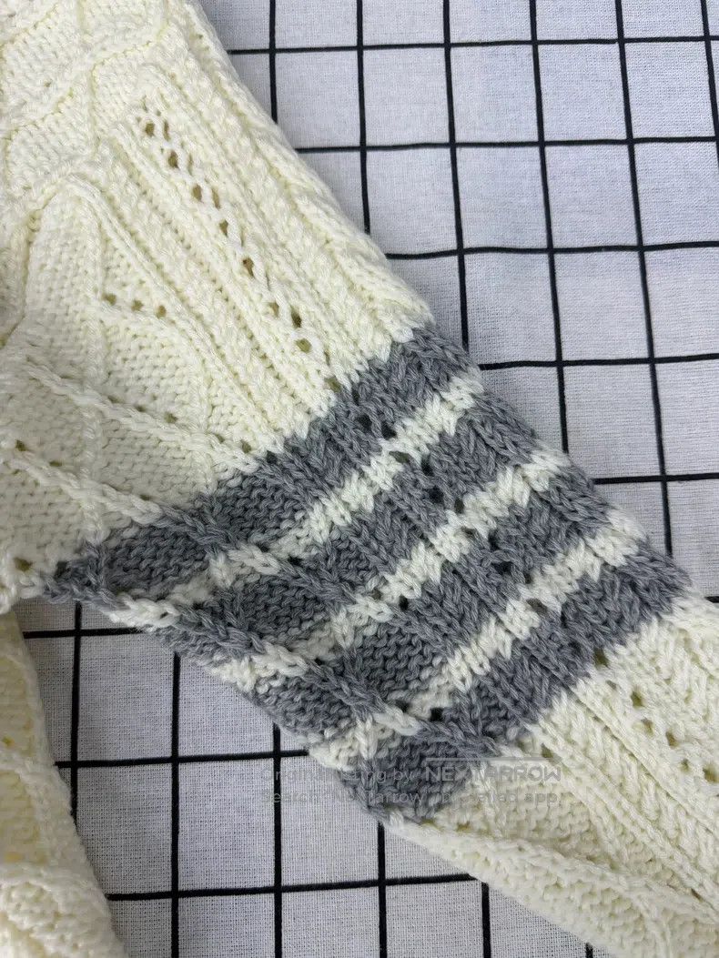 Thom Browne Thom Browne Off-white crewneck sweater Size US XS / EU 42 / 0 - 3 Thumbnail