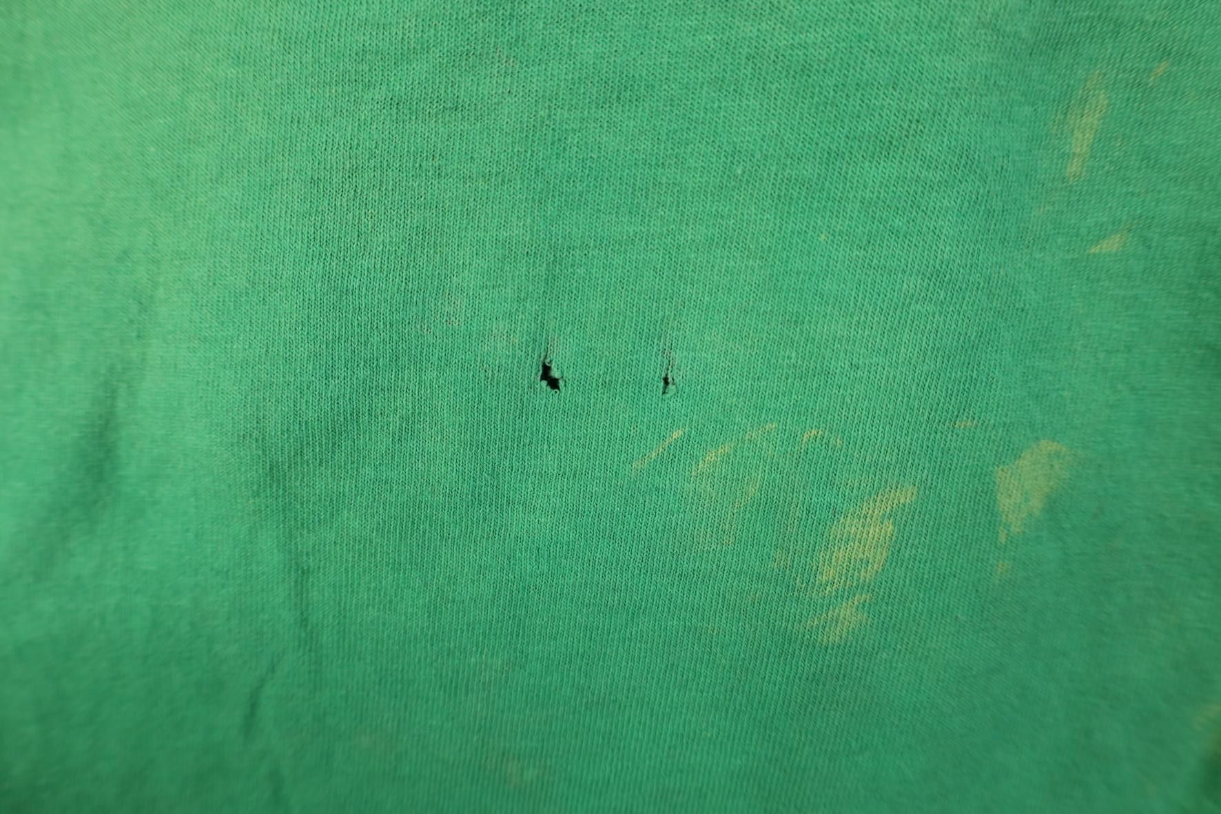 Vintage Vintage Crew The Last Tour Barry Manilow Band T-Shirt Green Size US XL / EU 56 / 4 - 4 Thumbnail