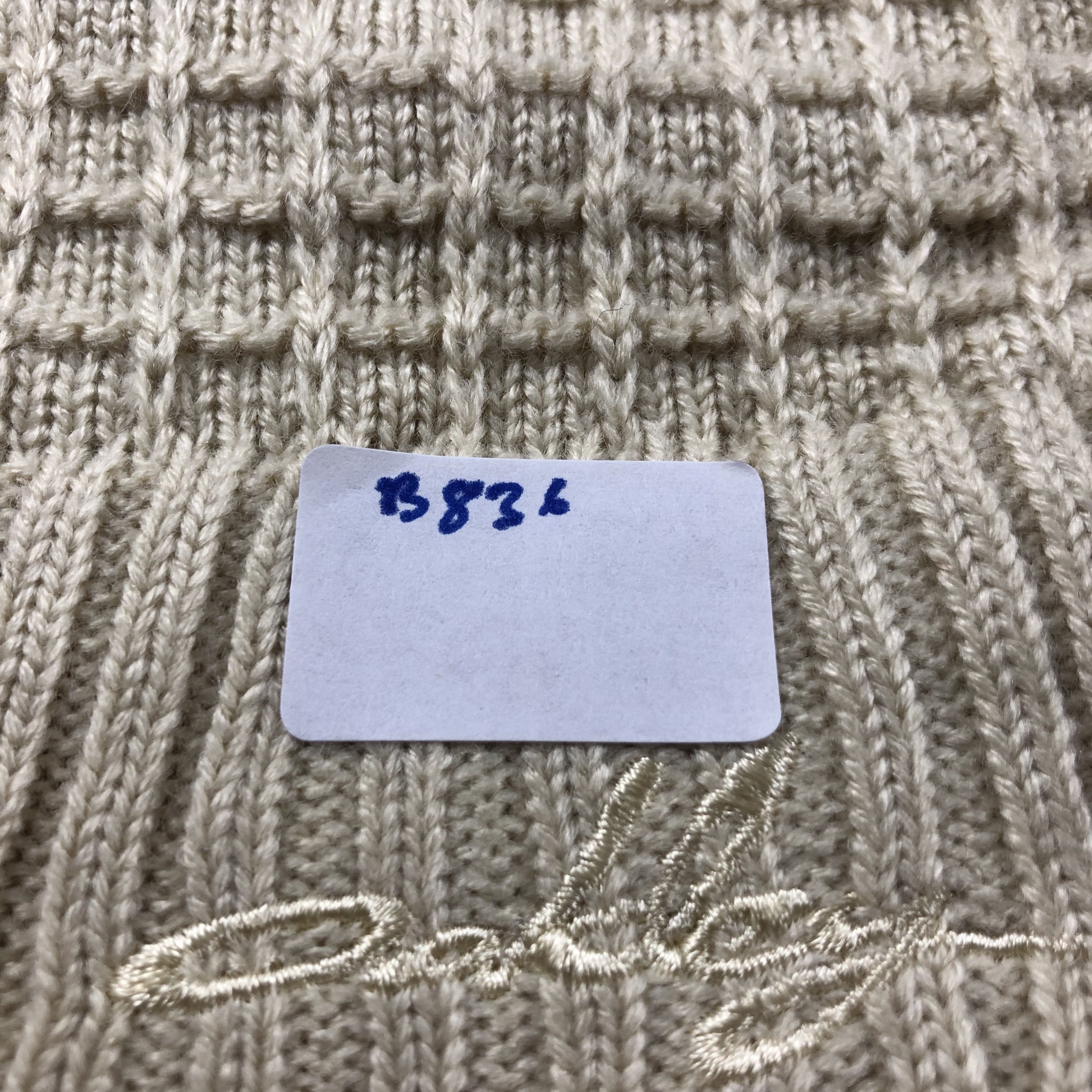 Oakley Oakley Popcorn Knit Beanie Snowcap Snow Hat B836 Size ONE SIZE - 12 Thumbnail