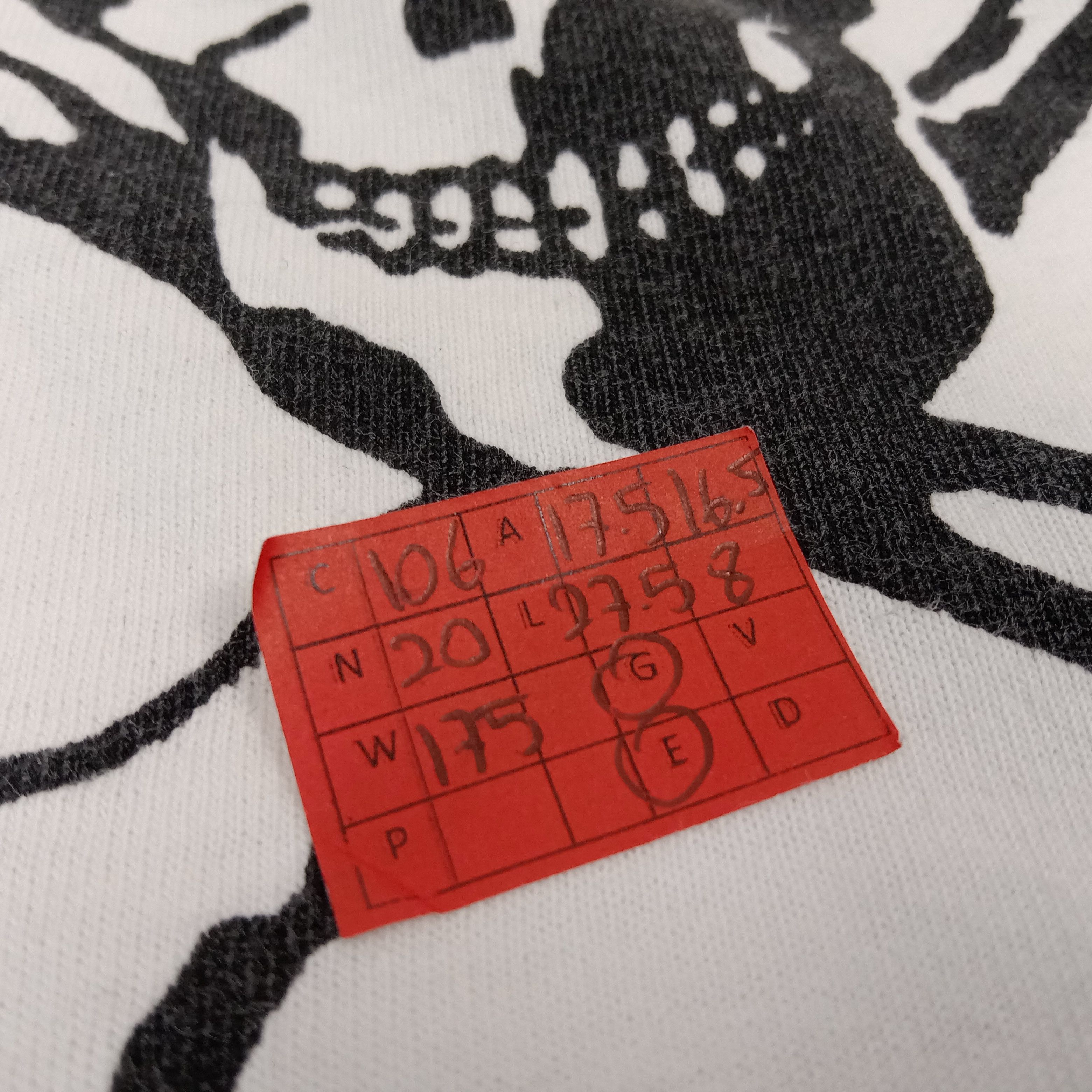 Hysteric Glamour × Japanese Brand × Vintage Hysteric Glamour Kinky Jeans Skull Design Custom Tshirt Size US S / EU 44-46 / 1 - 11 Thumbnail