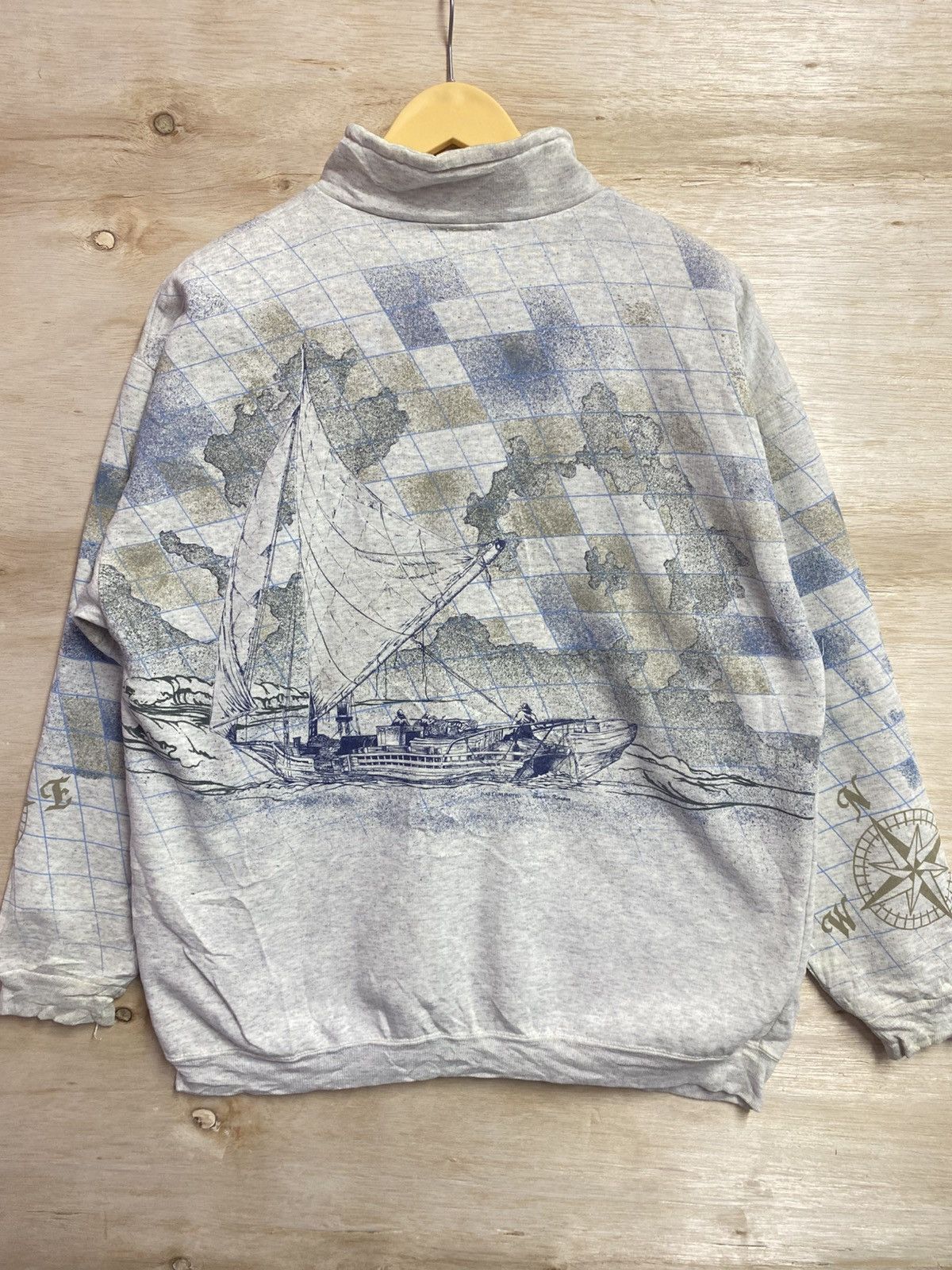 Arts & Science Vintage CAPE COD shark amusement park sweatshirt Size US XL / EU 56 / 4 - 10 Thumbnail