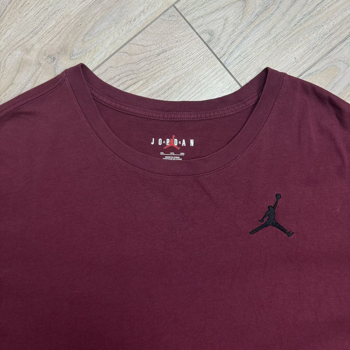 Jordan Brand Nike Air Jordan Burgundy Small Logo XXXL Cotton T-Shirt Size US XXL / EU 58 / 5 - 5 Thumbnail
