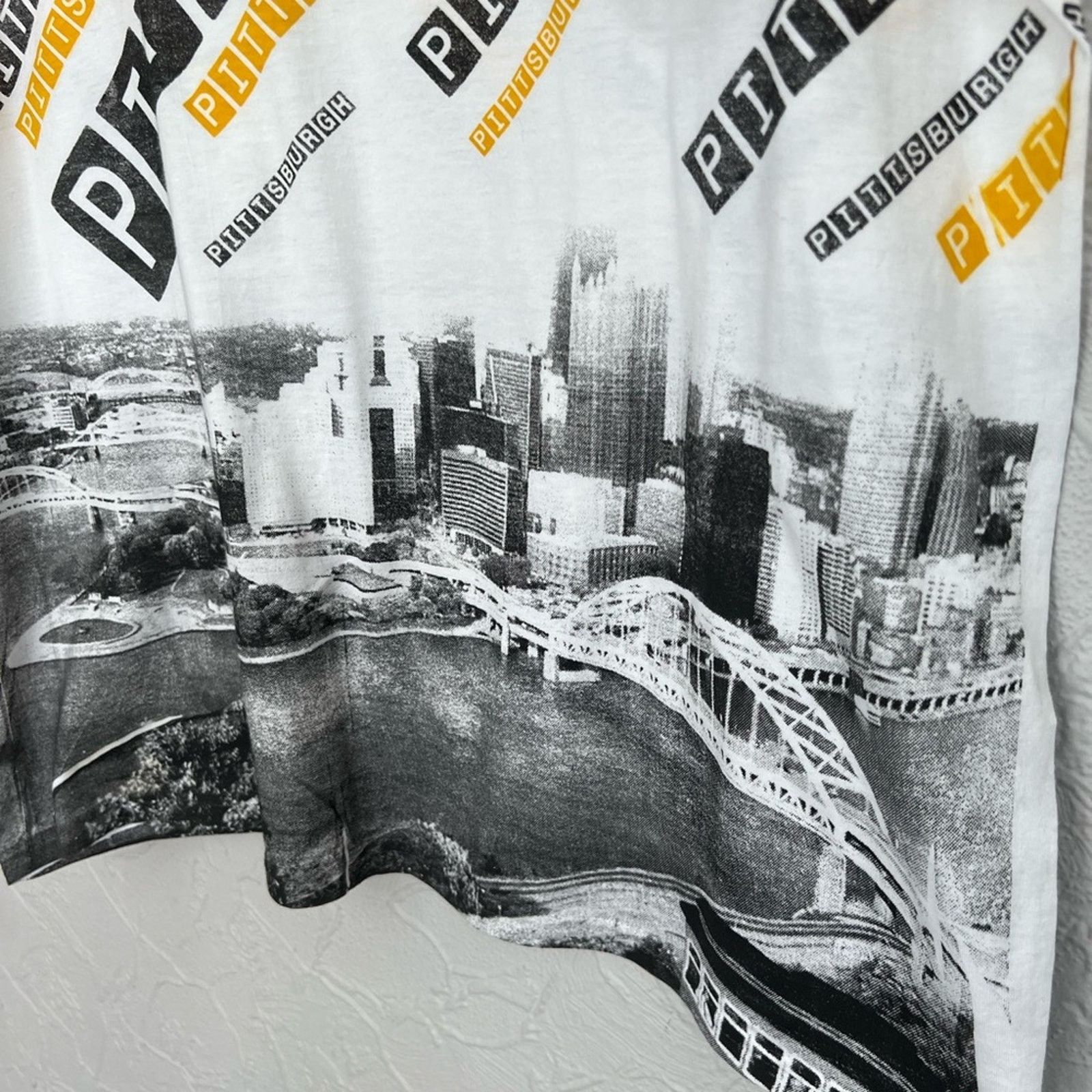 Hanes Pittsburgh City Skyline Shirt All Over AOP STEELERS BRUINS Size US XL / EU 56 / 4 - 3 Thumbnail