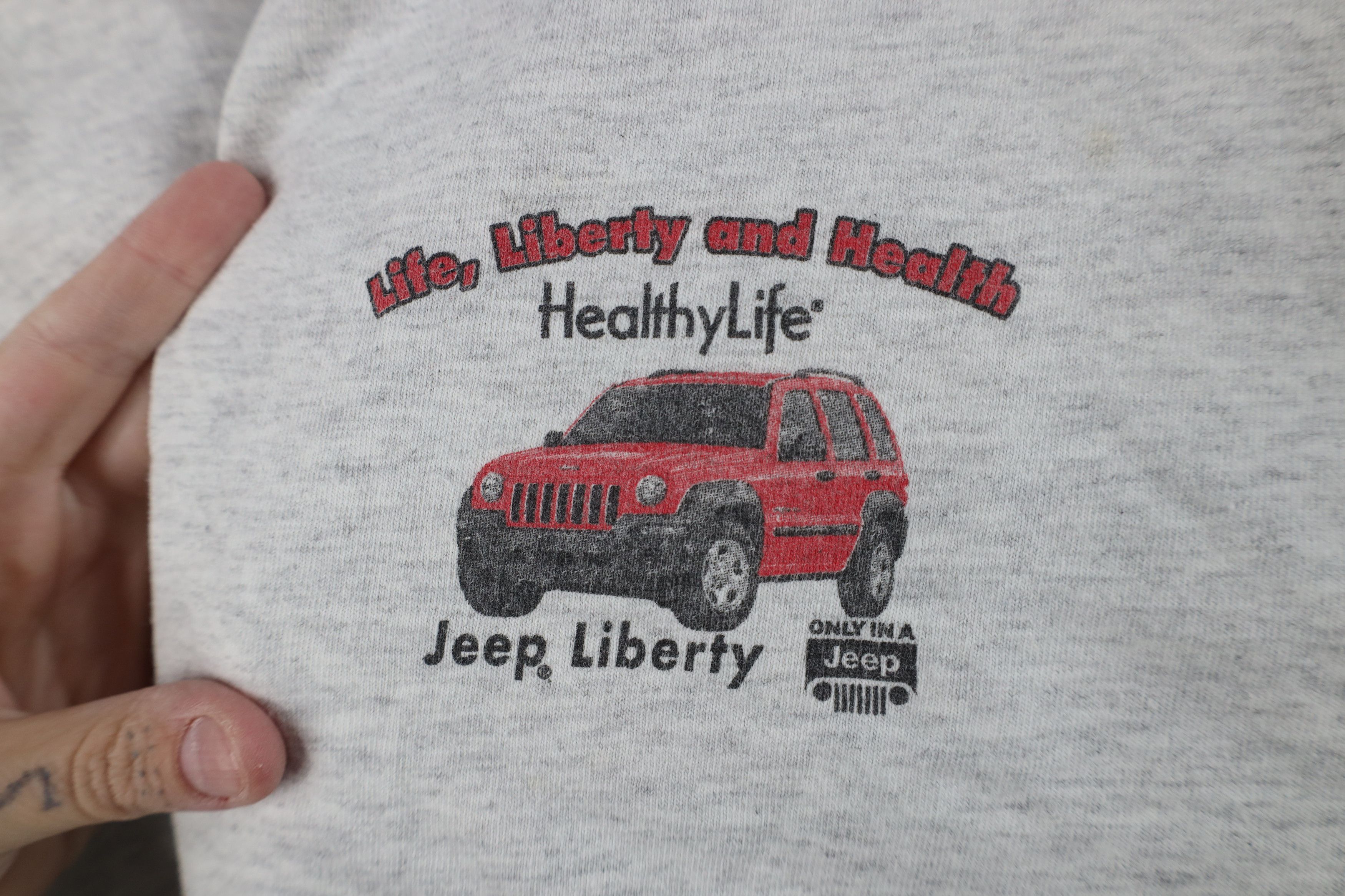 Vintage Vintage 90s Y2K Jeep Motors Co Jeep Liberty T-Shirt USA Size US L / EU 52-54 / 3 - 4 Thumbnail