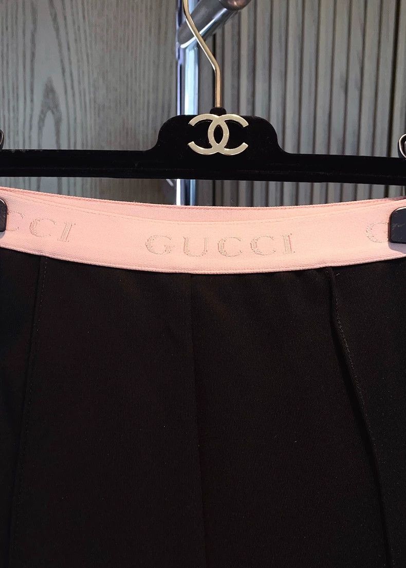 Gucci Gucci Size XXS Black pink letter high waist slim elastic l Size 42" / US 20 - 6 Thumbnail