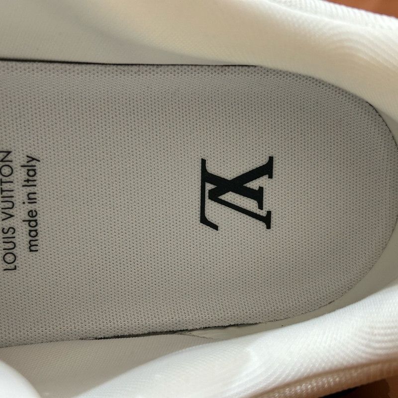 Louis Vuitton Louis Vuitton Trainer Panda Print Stylish Low-Top Sneakers Size US 9 / EU 42 - 3 Thumbnail