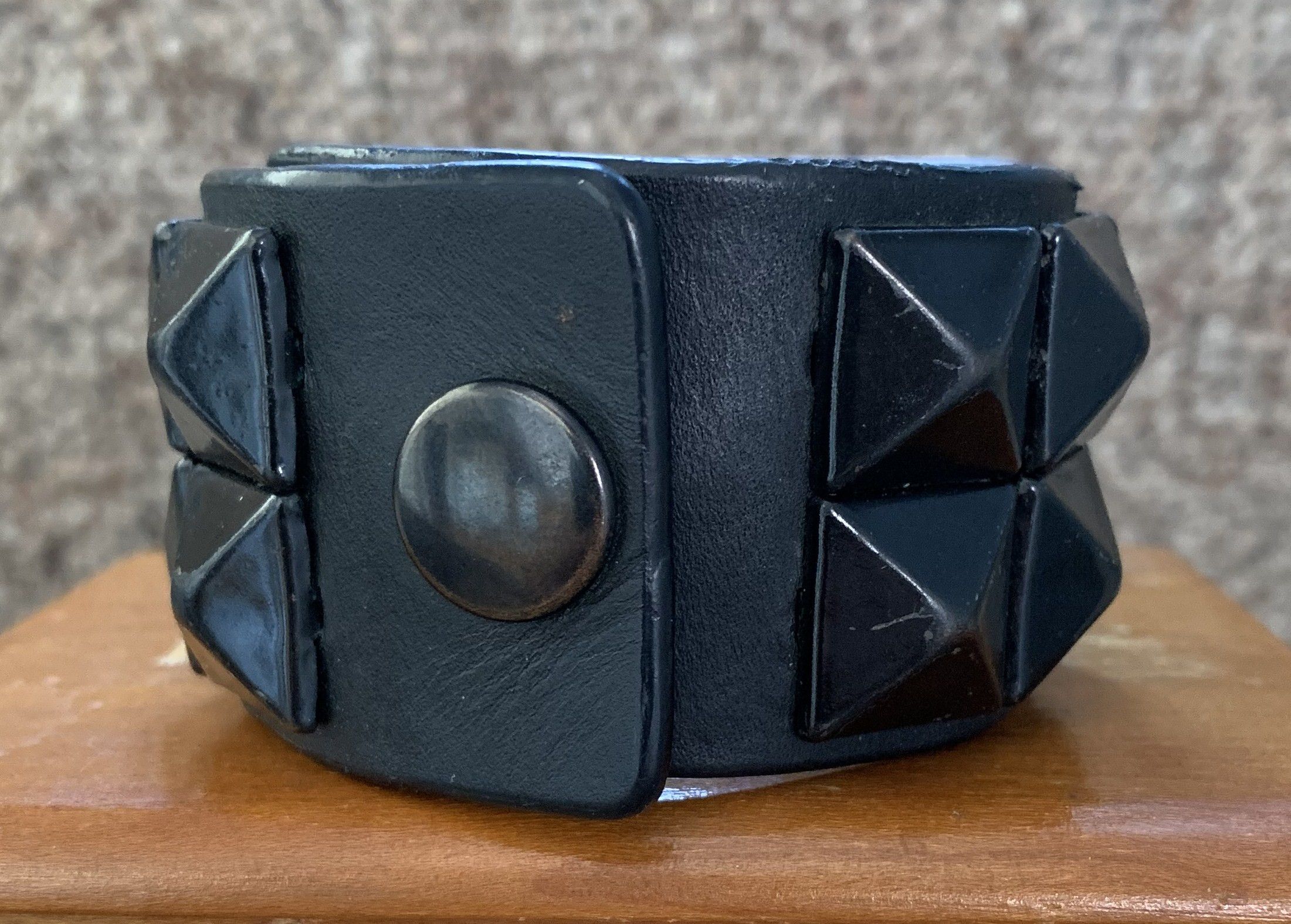 Number (N)ine FW04 Number (N)ine Studded Leather Bracelet Size ONE SIZE - 6 Thumbnail