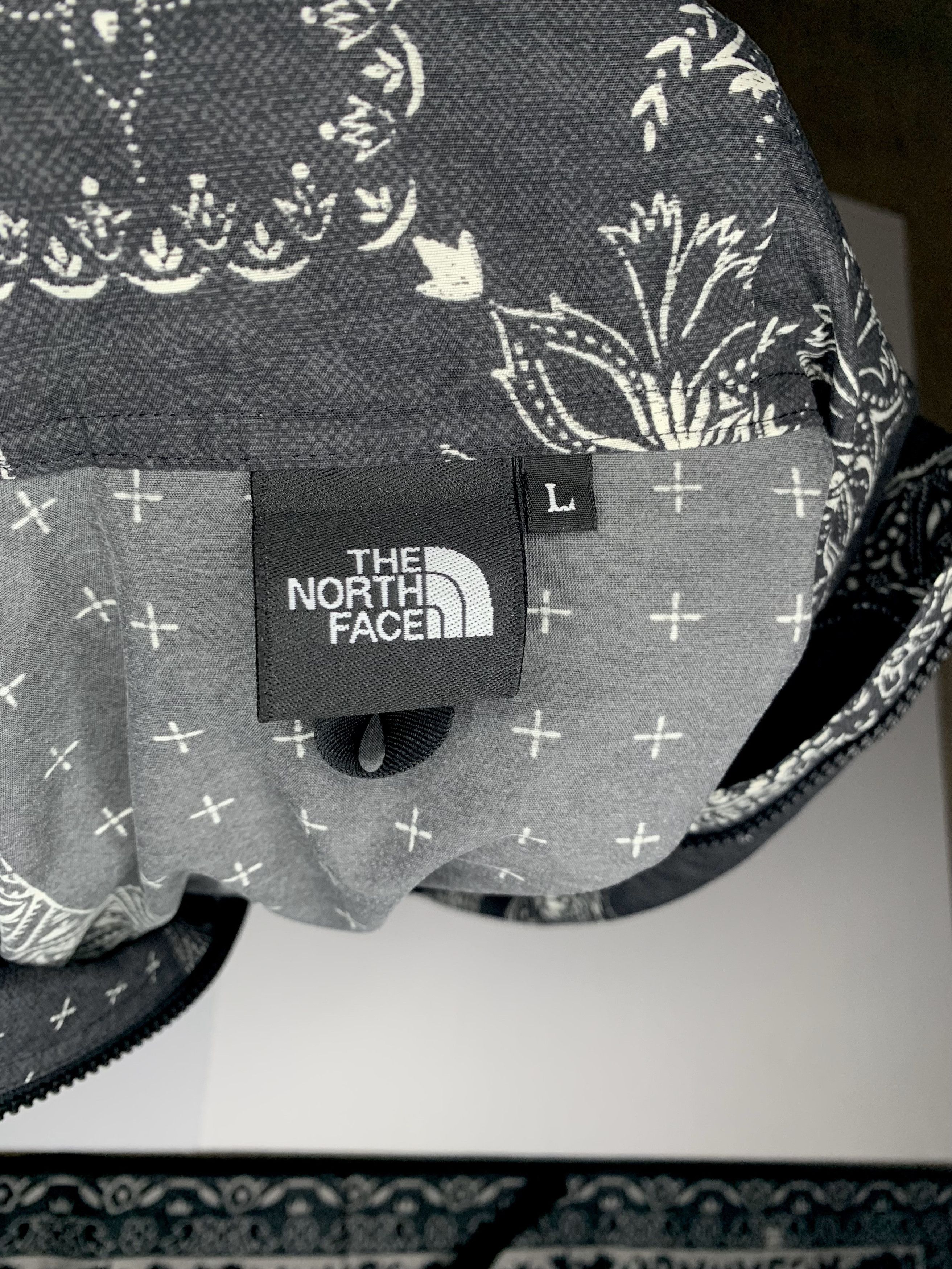The North Face TNF Paisley Pattern Mountain Parka Size US L / EU 52-54 / 3 - 4 Thumbnail
