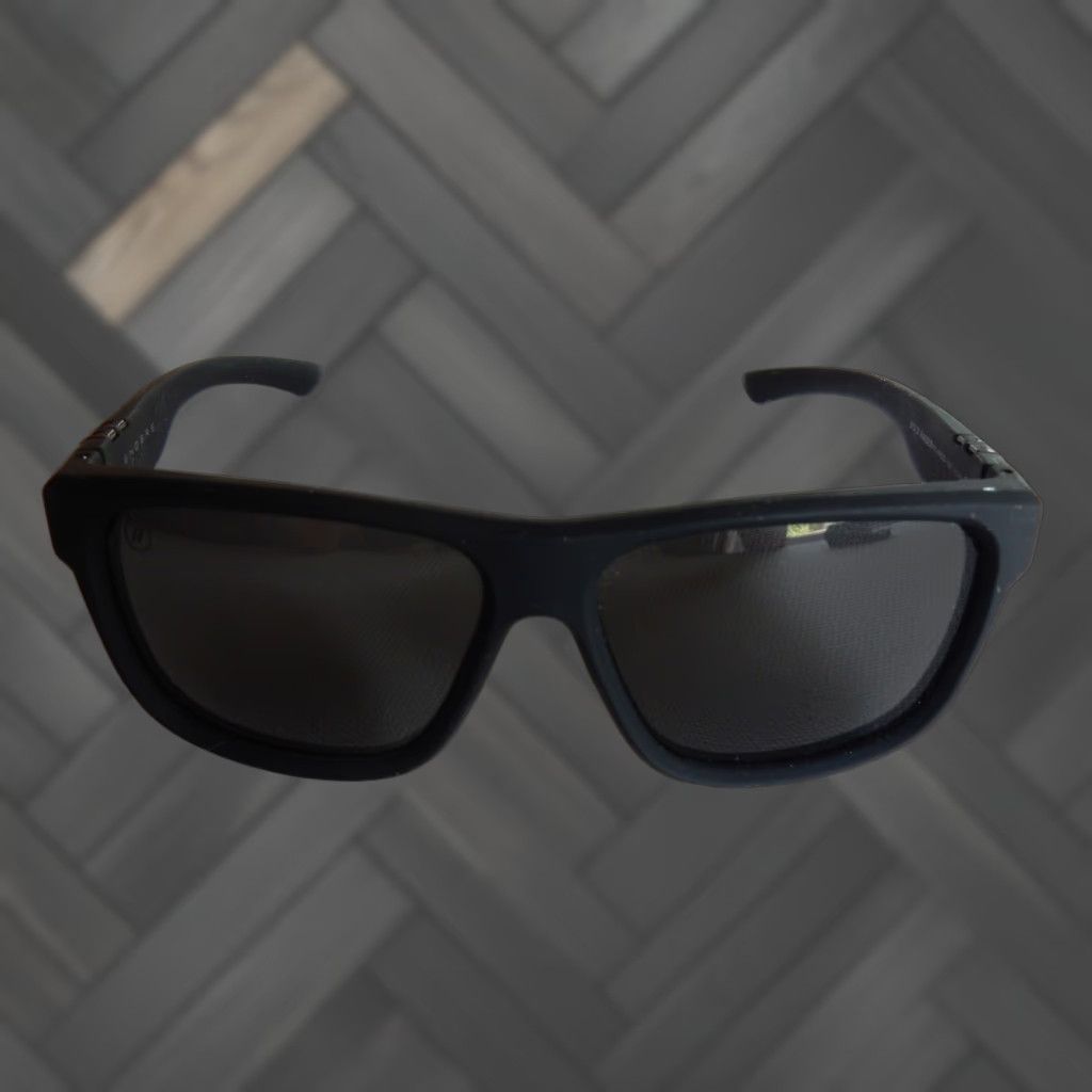 Vintage VINTAGE Blenders Sunglasses Polarized Men Black 80s Retro Raider Size ONE SIZE - 1 Thumbnail