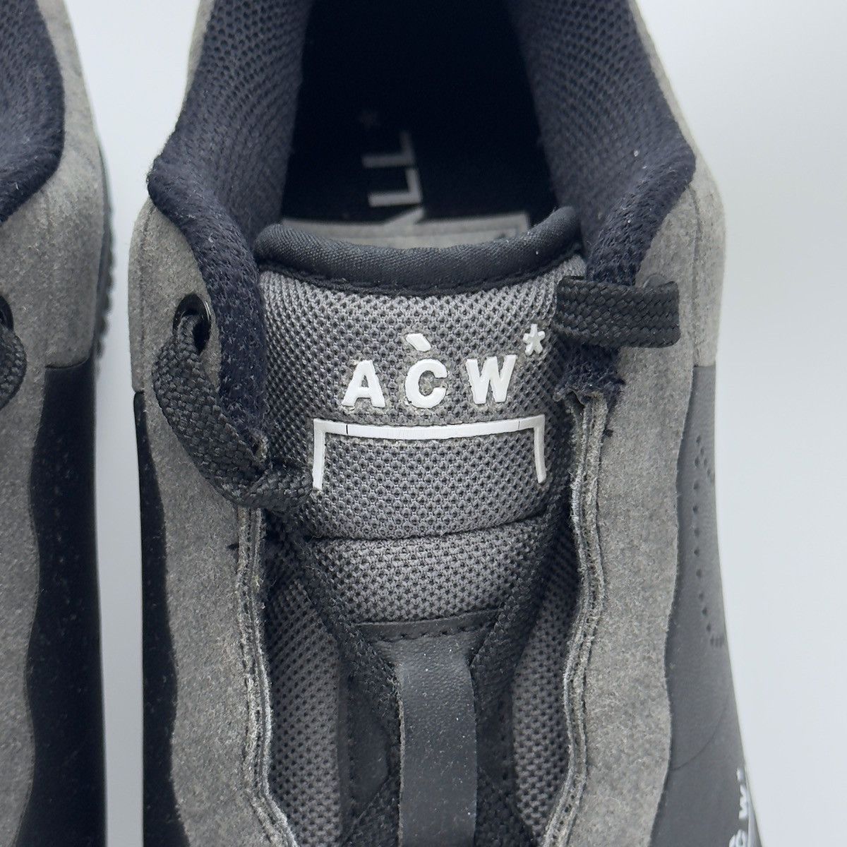 A-COLD-WALL* × Nike Nike x ACW Air Force 1 Low Black 2018 Size US 6.5 / IT 36.5 - 8 Thumbnail