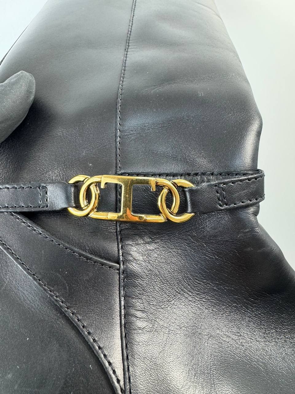 Tod's Tod’s Women’s Leather Riding Boots Black Gold Logo Size 36 Size US 6 / IT 36 - 11 Thumbnail