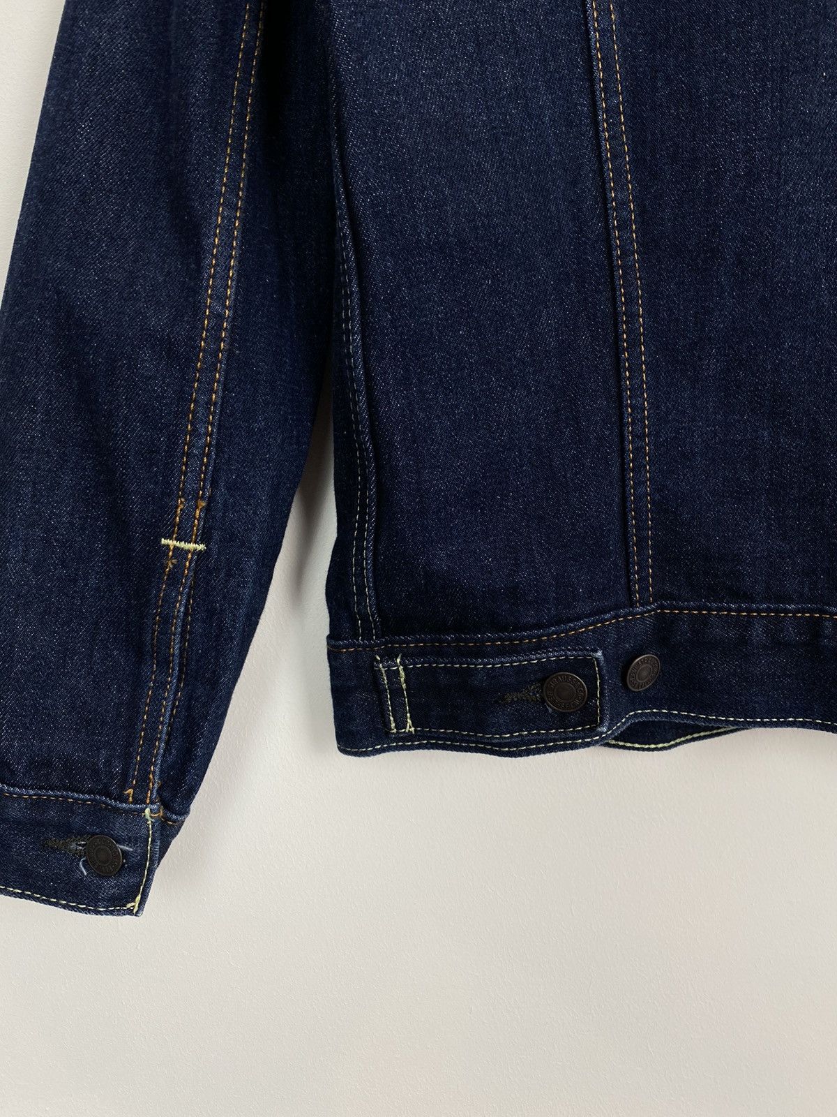 Levi's Levis Long Sleeve Trucker Denim Jacket Men’s Size Small Size US S / EU 44-46 / 1 - 13 Thumbnail