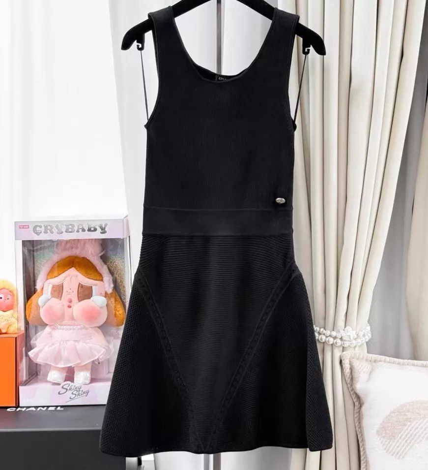 Chanel Chanel 799168 dress Size XS / US 0-2 / IT 36-38 - 1 Thumbnail