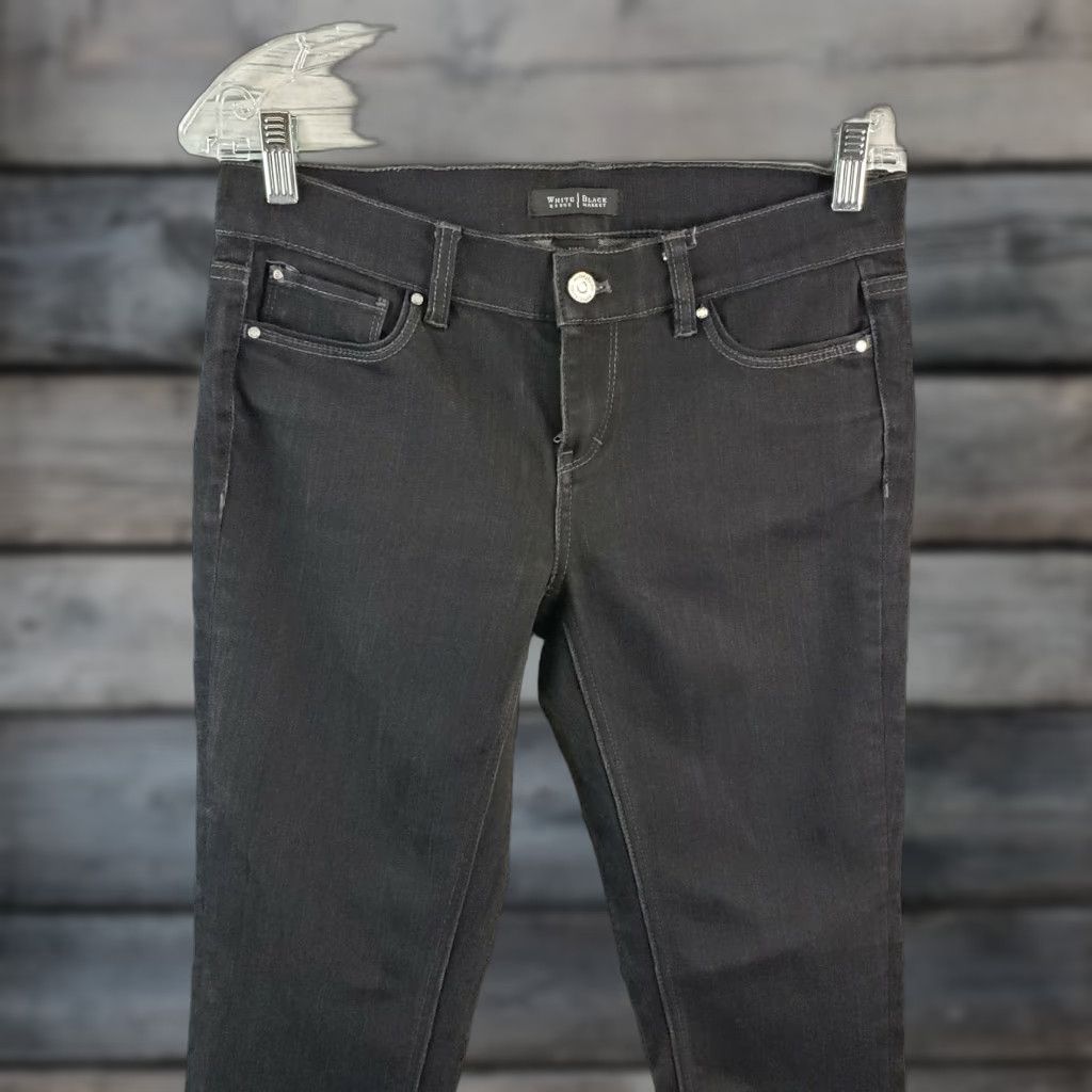 White House Black Market White House Black Market Womens Jeans Sz 2 Solid Black Low Rise Slim Leg Size 26" / US 2 / IT 38 - 1 Thumbnail
