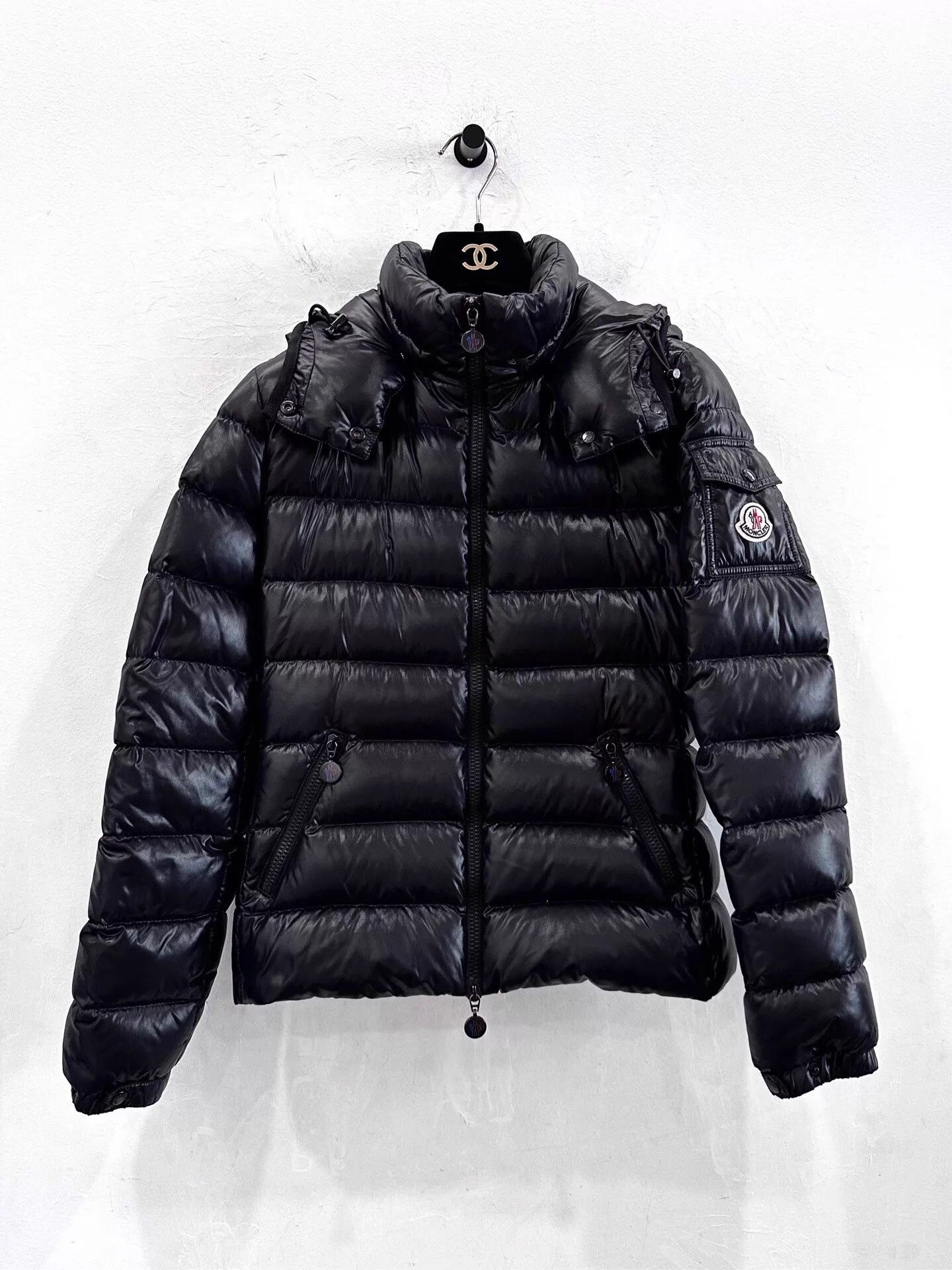 Moncler Moncler Bady Side Logo Women's Black Down Jacket Size XS / US 0-2 / IT 36-38 - 1 Thumbnail