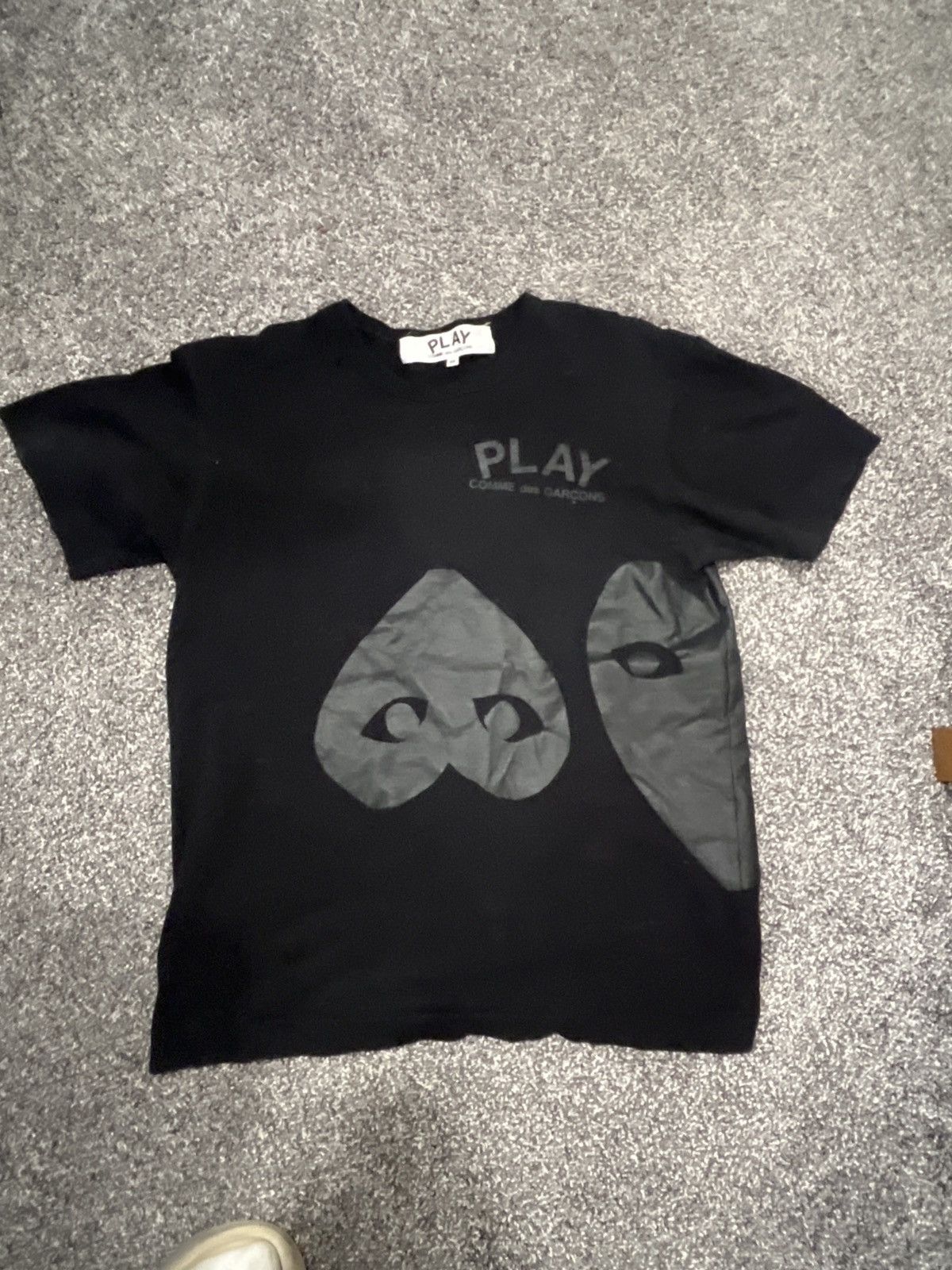 Comme des Garcons Comme des Garçons PLAY Three Hearts T-Shirt 'Black' Size US M / EU 48-50 / 2 - 1 Thumbnail
