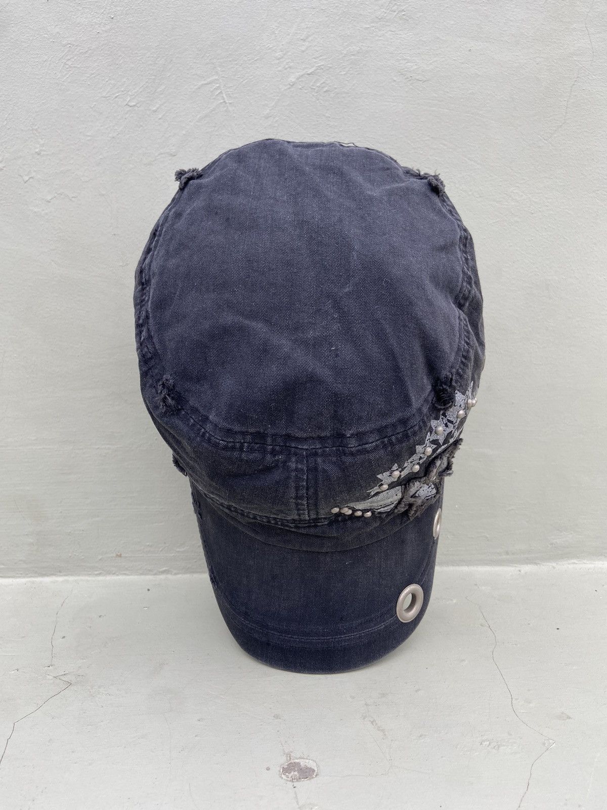 If Six Was Nine 2000s punk studded ifsixwasnine patrol hat Size ONE SIZE - 4 Thumbnail