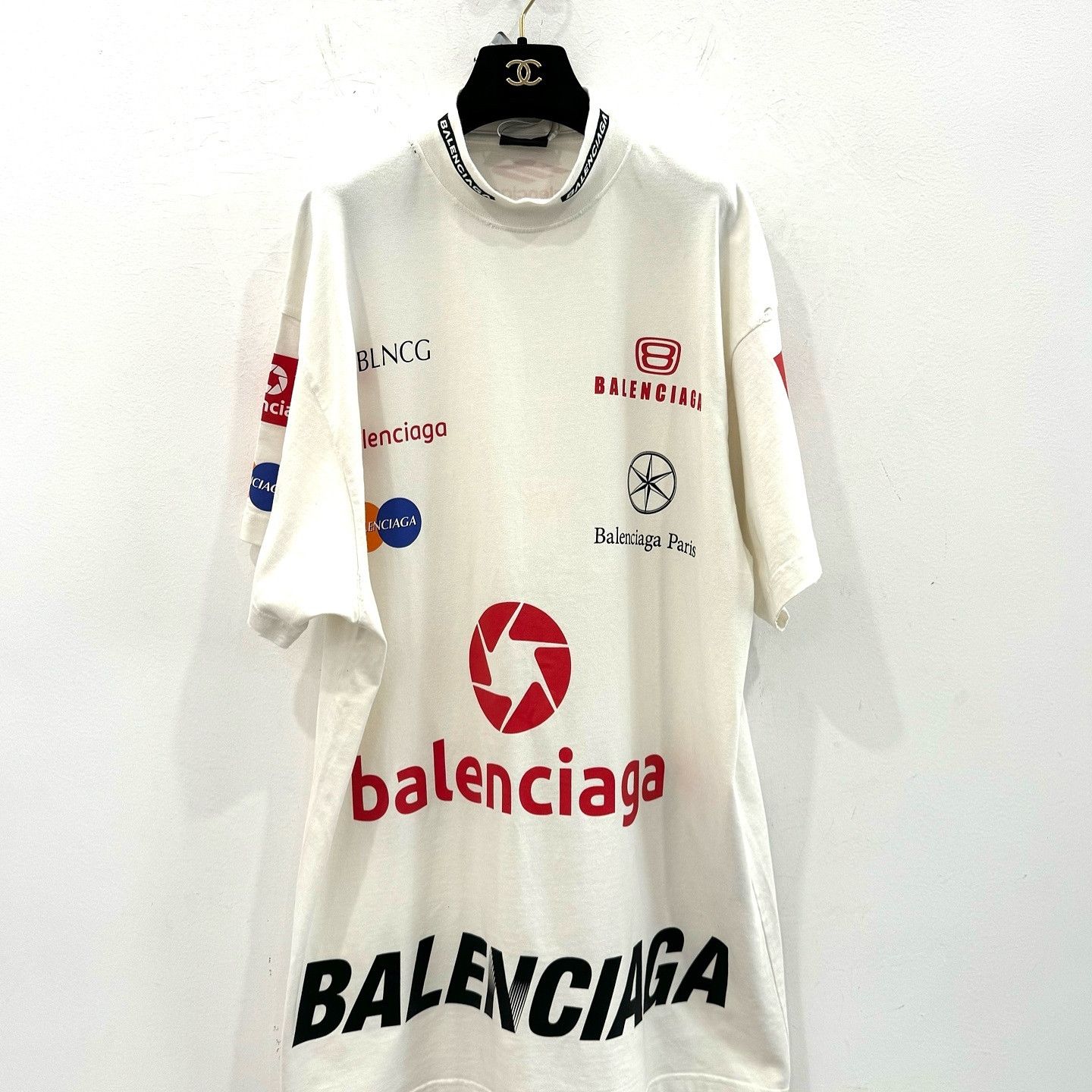 Balenciaga Balenciaga Graphic Logo Long Sleeve T-Shirt Size S Size US S / EU 44-46 / 1 - 1 Thumbnail