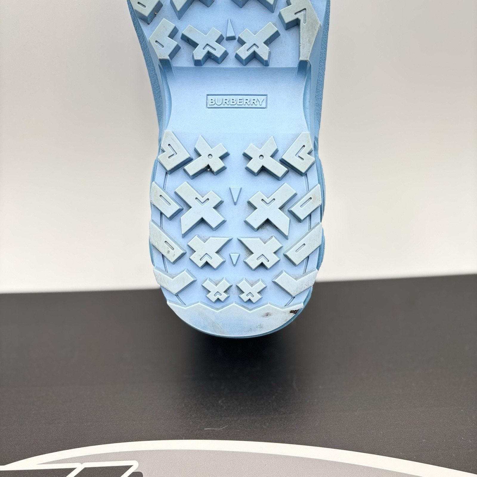Burberry Burberry Arthur ‘ Blue ‘ Low-Top Sneakers Monogram | GREAT! Size US 12 / EU 45 - 18 Thumbnail