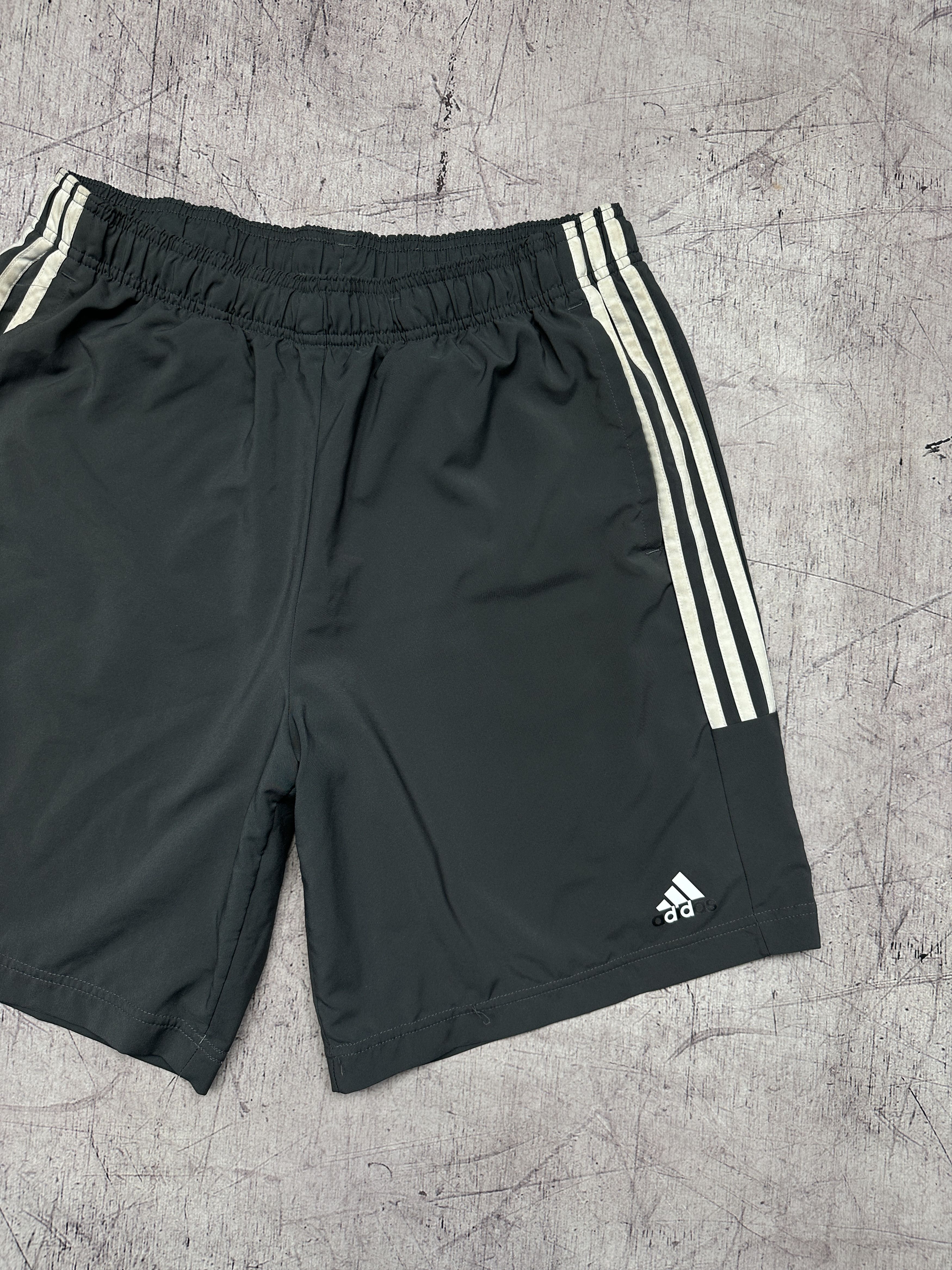 Adidas Adidas Mens Nylon Shorts Size US 34 / EU 50 - 2 Thumbnail