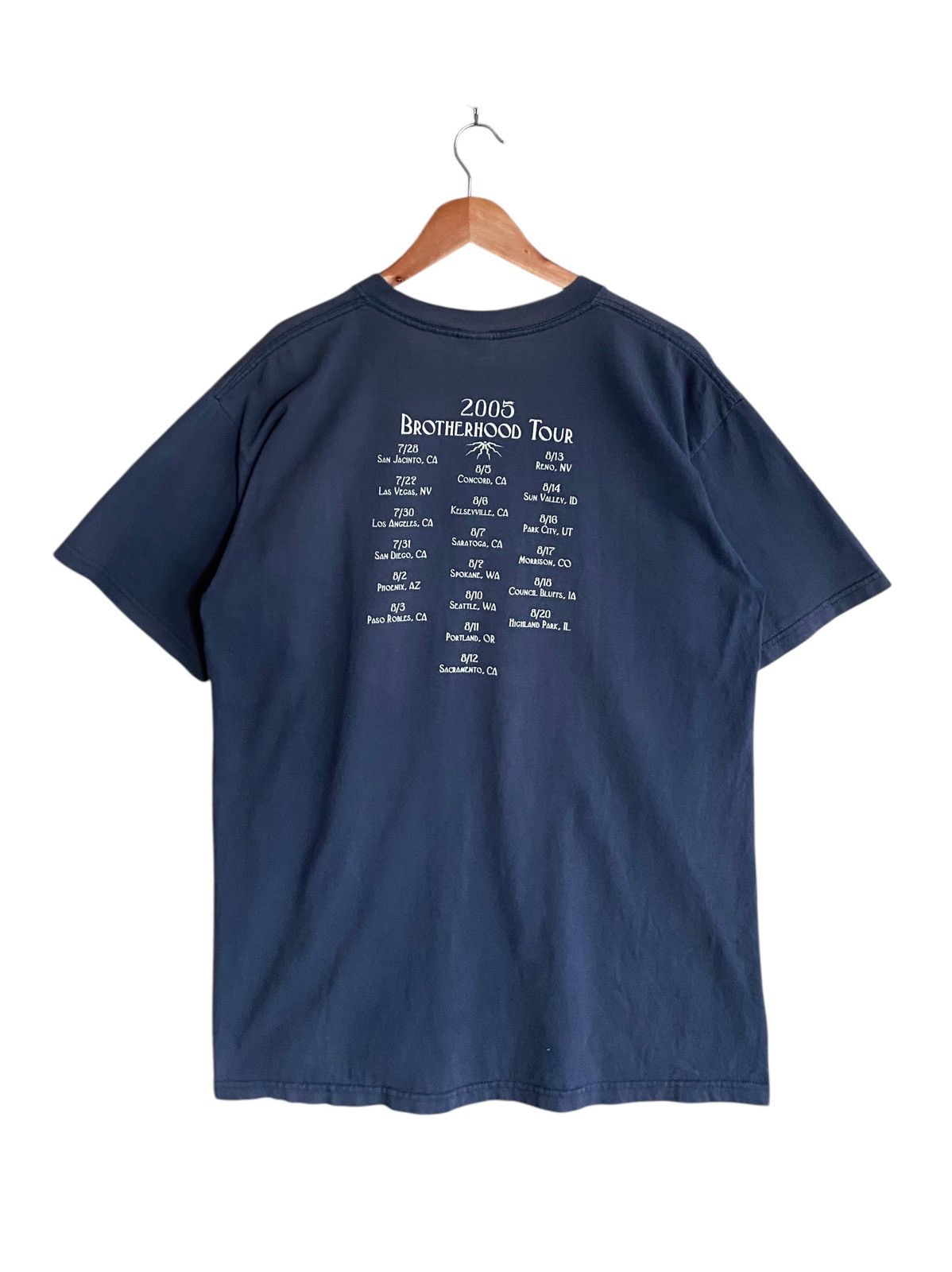Band Tees Vintage Musical Band Los Lonely Boys T-shirt 2005s Size US L / EU 52-54 / 3 - 2 Thumbnail