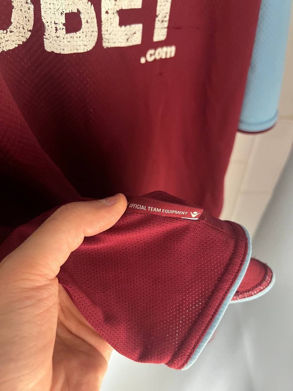 Vintage VARY RARE MACRON WEST HAM UNITED ENGLAND SOCCER JERSEY RETRO Size US XXL / EU 58 / 5 - 6 Thumbnail