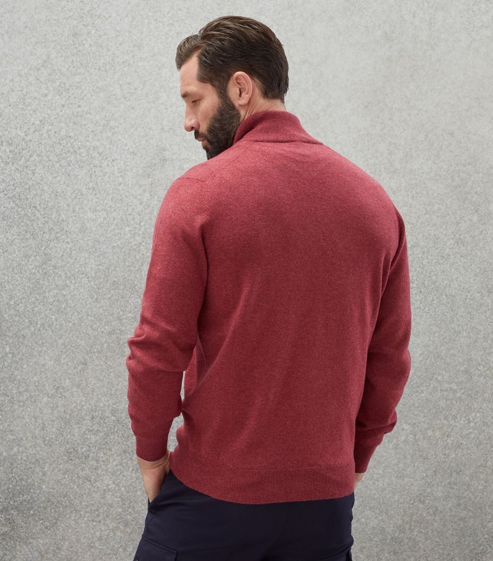 Brunello Cucinelli o1w1db10924 Cashmere Turtleneck in Red Size US XS / EU 42 / 0 - 3 Thumbnail