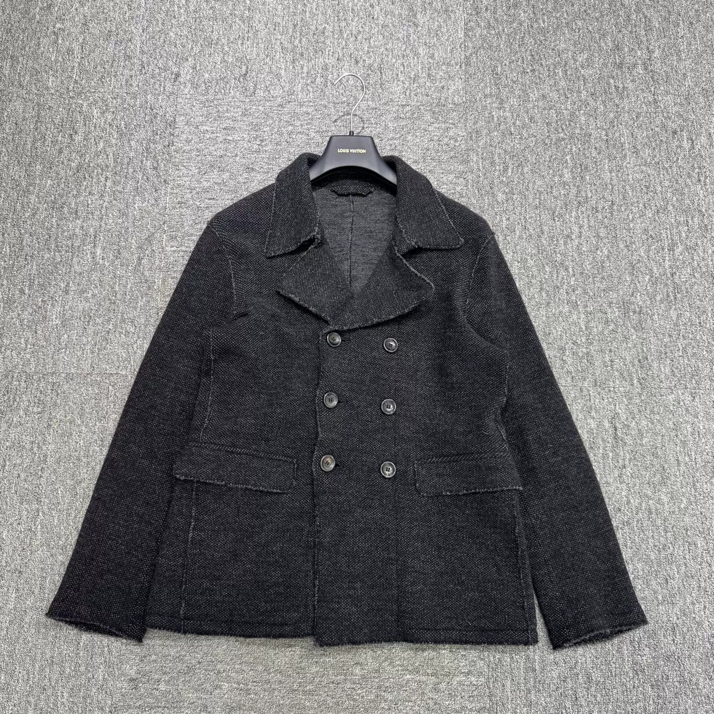 Armani ARMANI Wool Coat Size 46 Size US S / EU 44-46 / 1 - 1 Thumbnail