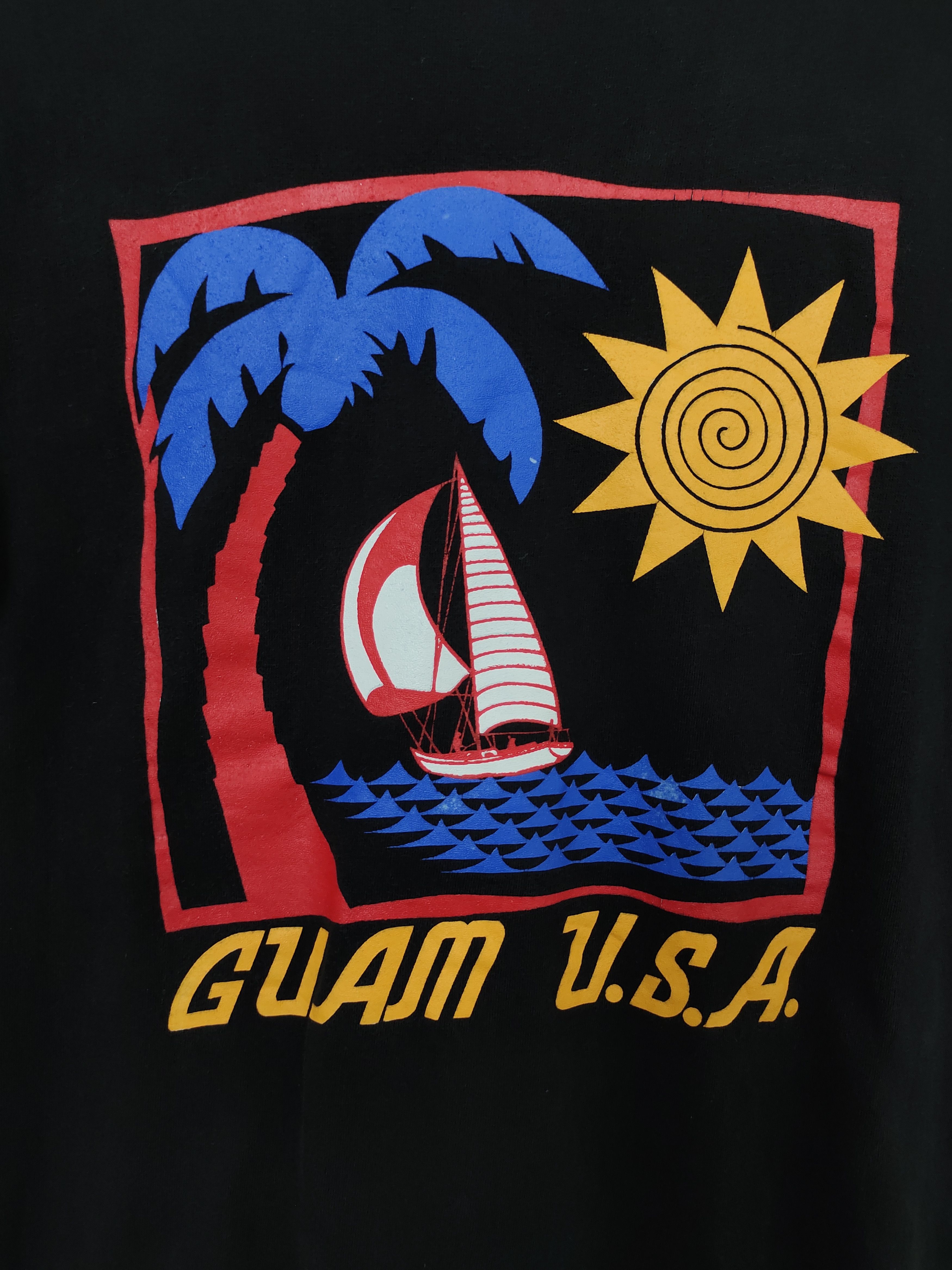 Vintage Vintage 90s Guam Usa Hawaii T Shirt Surfing Quiksilver Size US L / EU 52-54 / 3 - 6 Thumbnail