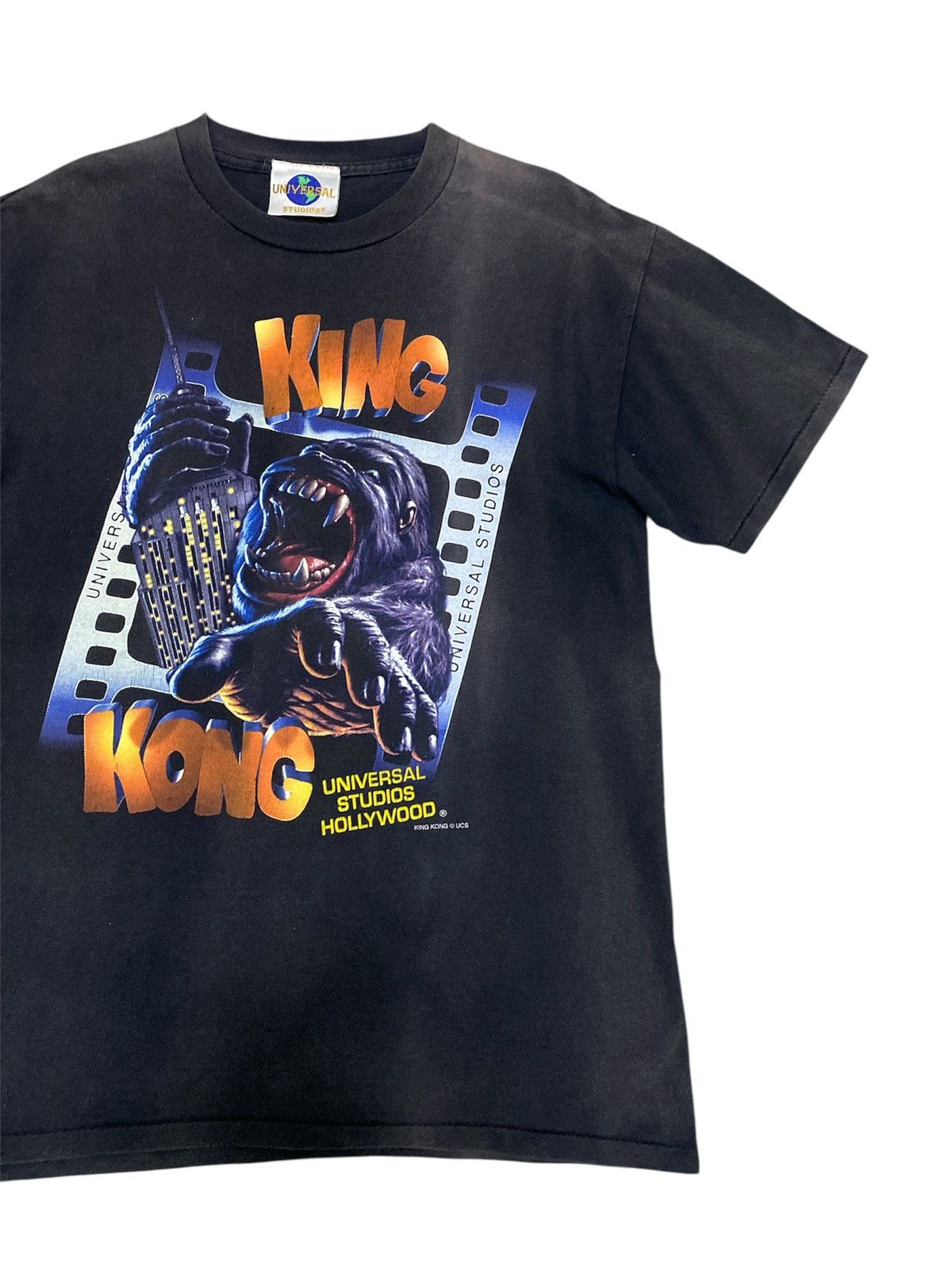 Vintage Vintage 90s Thrash Sunfaded Movie King Kong Size US M / EU 48-50 / 2 - 2 Thumbnail