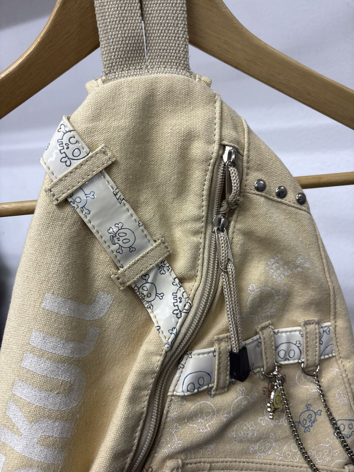 KMRii H Naoto Anarchy Style Vintage Y2K Grunge Crossbody Skull Bag Size ONE SIZE - 3 Thumbnail