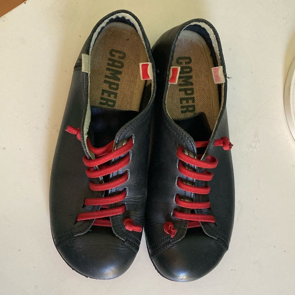 Camper Camper Black Leather Peu Flat Women’s Size 8.5 / 39 EU Size US 8.5 / IT 38.5 - 2 Thumbnail
