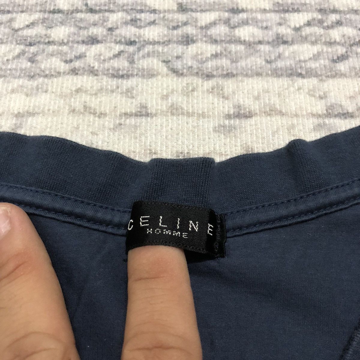 Celine Rare Distressed Vintage Celine Small Logo V-Neck Tees Size US L / EU 52-54 / 3 - 7 Thumbnail