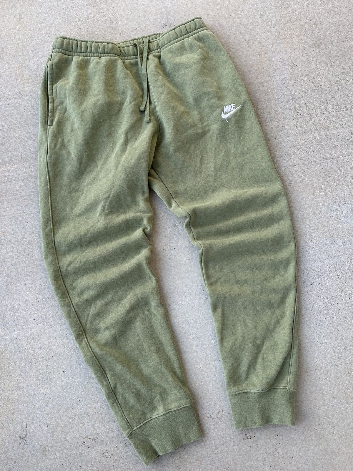 Other Nike Sweatpants Size US 32 / EU 48 - 1 Thumbnail