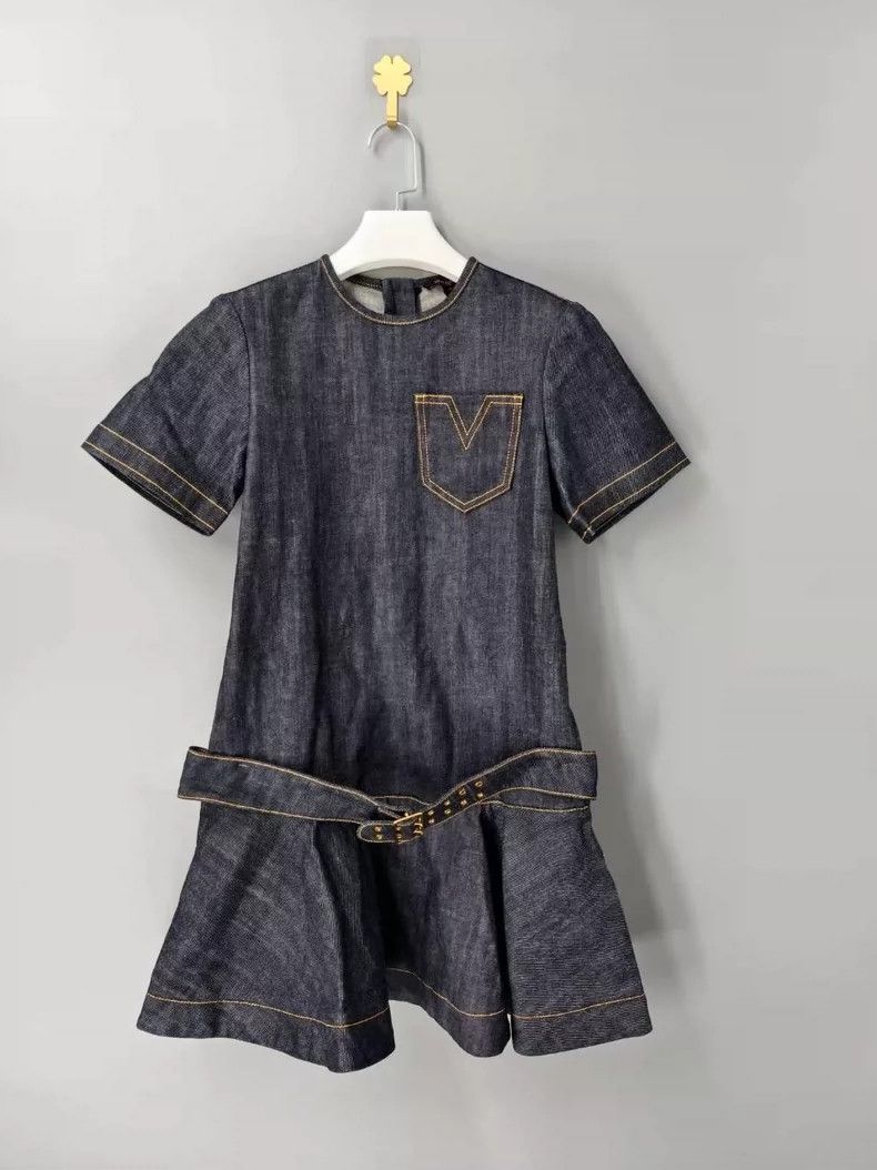 Louis Vuitton Louis Vuitton Dark Blue Gold Buckle Belted Denim Dress Size XS / US 0-2 / IT 36-38 - 1 Thumbnail
