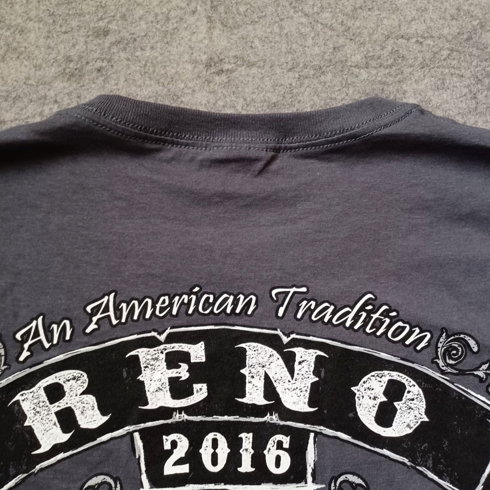 Fruit Of The Loom Reno Nevada Shirt Men L Gray Double Side Graphic Skull Wings Logo 2016 Fruit of the Loom T-Shirt Size US L / EU 52-54 / 3 - 4 Thumbnail
