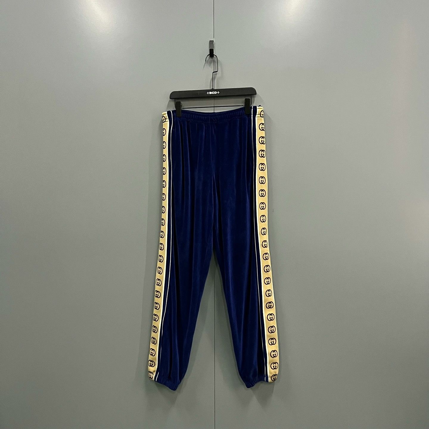Gucci Gucci Blue Velvet Side GG Sweatpants Size US 26 / EU 42 - 2 Thumbnail