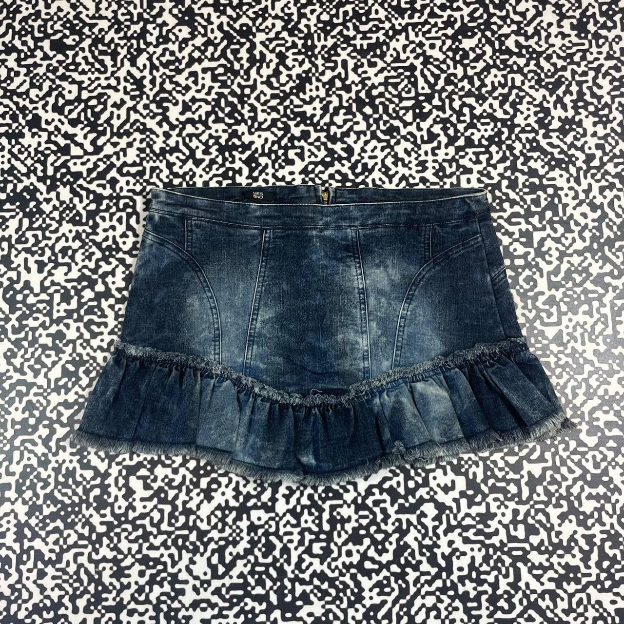 Japanese Brand Vintage Y2K Japanese Sexy Flared Mini Skirt Retro 90s Style Size 26" / US 2 / IT 38 - 3 Thumbnail