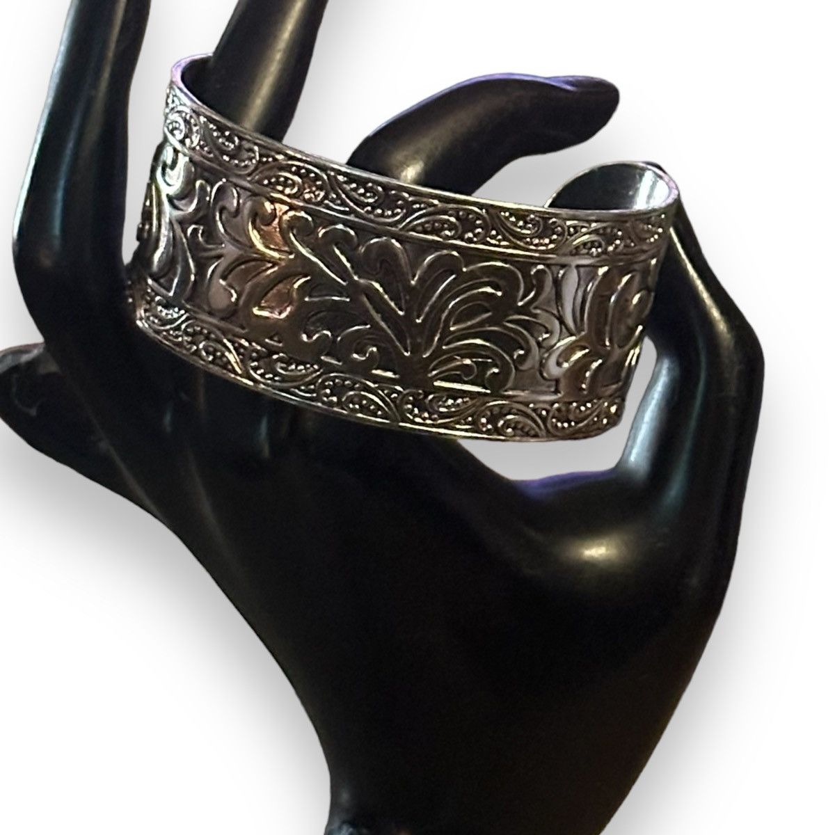 Other Premiere Designs Monte Carlo cuff bracelet Size ONE SIZE - 8 Thumbnail