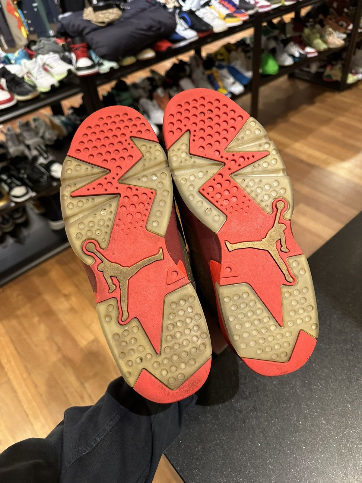 Jordan Brand Air Jordan 6 cigar Size US 8.5 / EU 41-42 - 5 Thumbnail