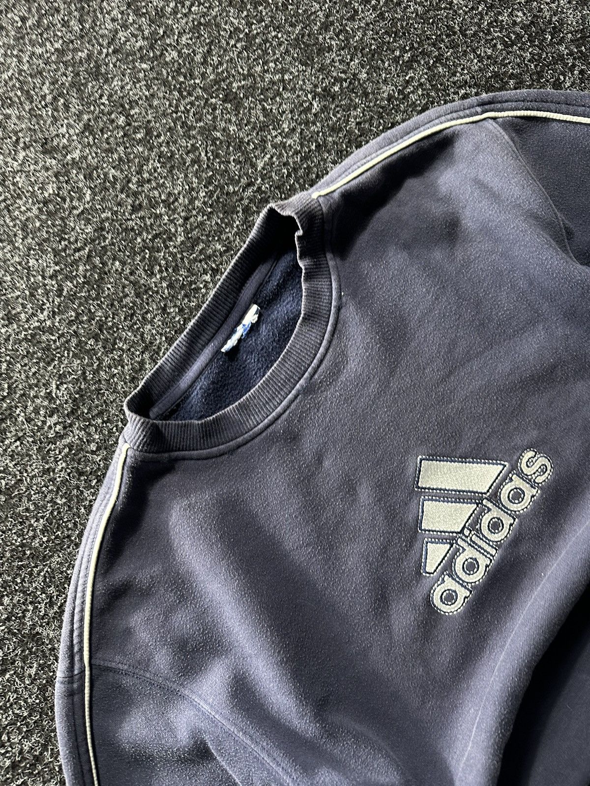 Adidas × Vintage 🚨Vintage 90s Adidas CENTRAL LOGO Sweatshirt Y2K sk8 balenci Size US L / EU 52-54 / 3 - 4 Thumbnail