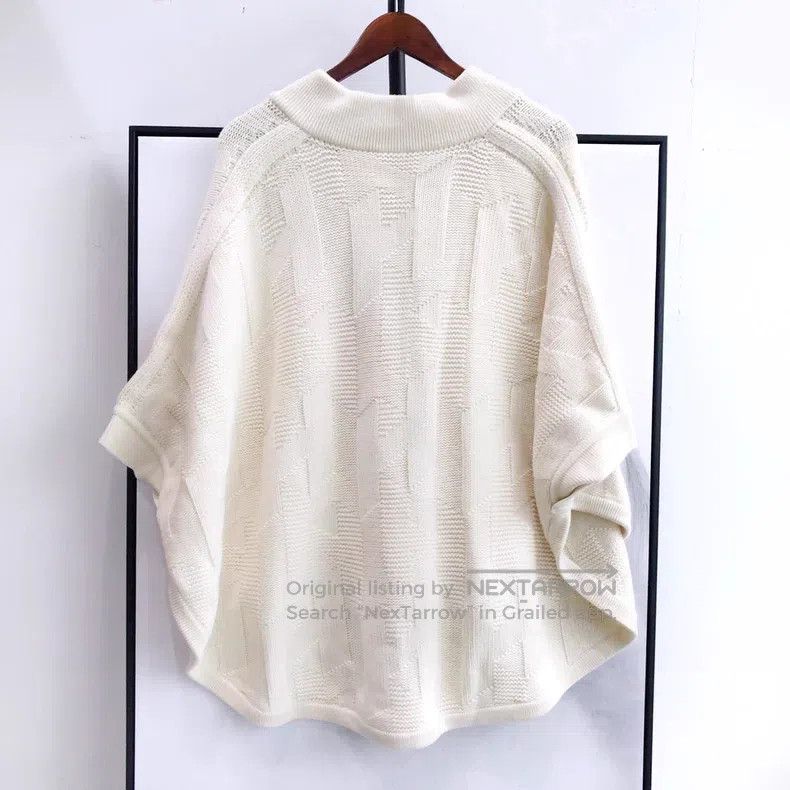 Hermes Hermes Beige Wool Cloak Sweater Size XXS / US 00 / IT 34 - 2 Thumbnail