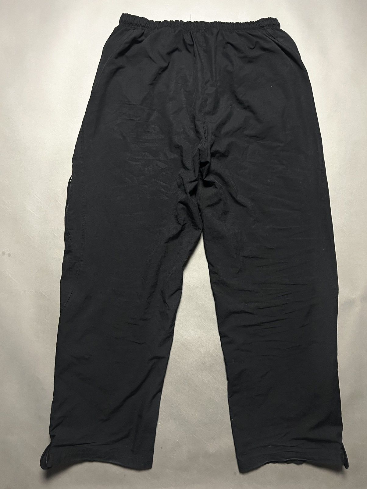 Nike × Vintage Nike vintage nylon black track pants small swoosh drill Y2K Size US 32 / EU 48 - 9 Thumbnail
