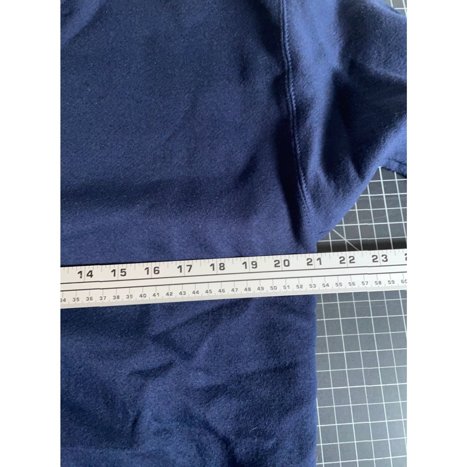 Vintage VINTAGE Discus Athletic Sweatshirt Shirt | Dark Blue | 90s Sun Faded Crewneck Mens Large Tall LT | Cotton-Blend Fleece Pullover Size US L / EU 52-54 / 3 - 6 Thumbnail