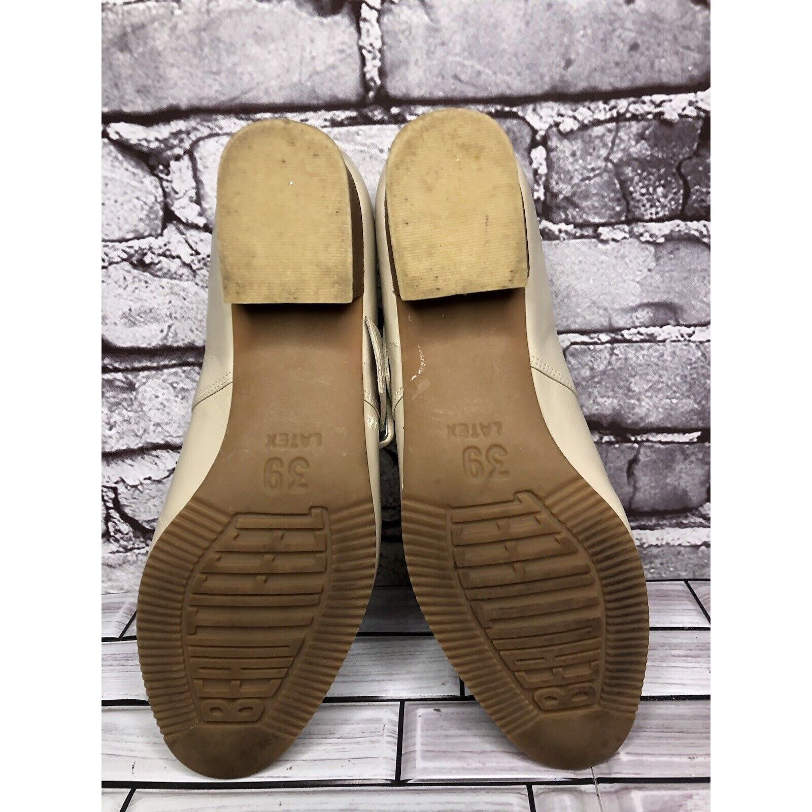 Beautiful Ful BeautiFeel Ivory Cream Leather Mary Jane Strap Pumps Shoes W Size US 9 / IT 39 - 8 Thumbnail