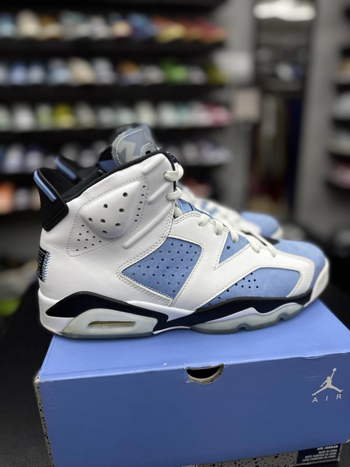 Jordan Brand Jordan 6 Retro Mid UNC - University Blue - Men's Size 11 Size US 11 / EU 44 - 2 Thumbnail